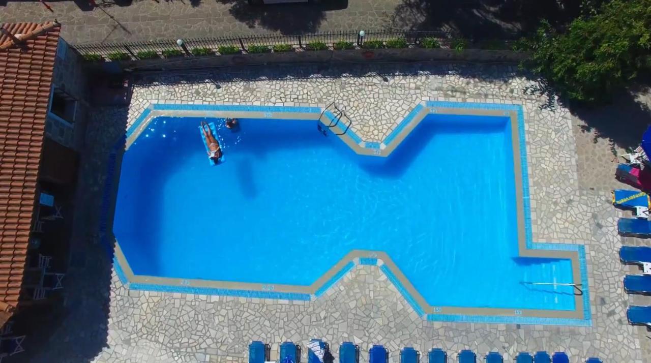 Blue Sky Hotel - Petra - Lesvos - Greece Экстерьер фото